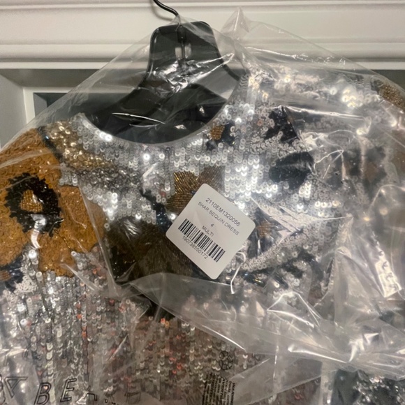 SOLD OUT Veronica Beard Shar Sequin Dress - Picture 4 of 5